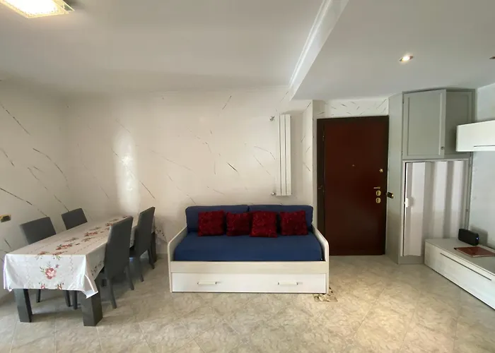 Malu's House * Roma